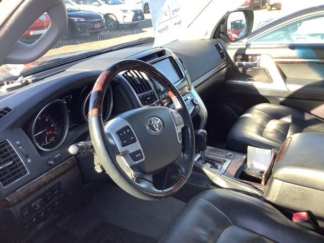 2013 Toyota Land Cruiser Base