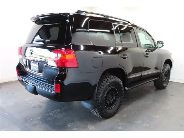 2013 Toyota Land Cruiser Base