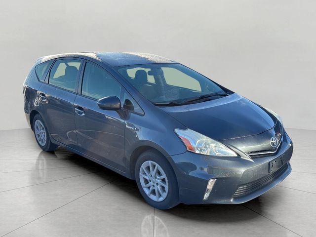 2013 Toyota Prius v Three