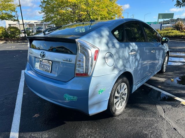 2013 Toyota Prius Plug-in Base