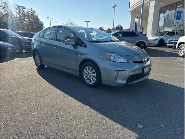 2013 Toyota Prius Plug-in Hybrid 