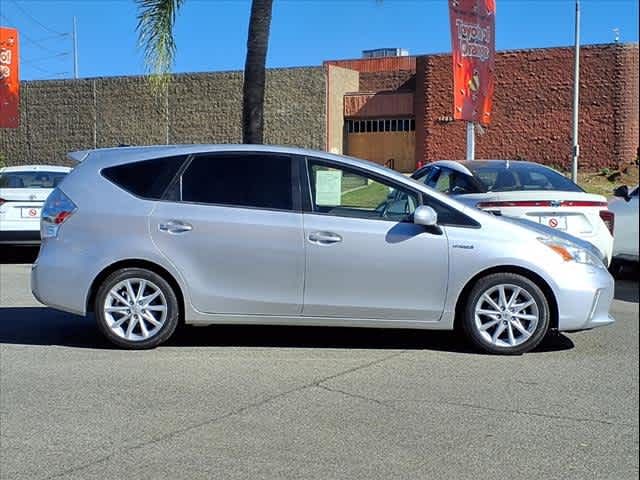 2013 Toyota Prius v Five