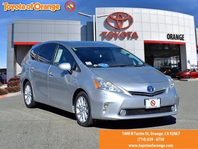 2013 Toyota Prius v Five