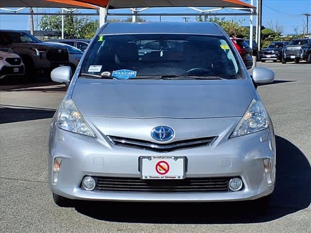 2013 Toyota Prius v Five