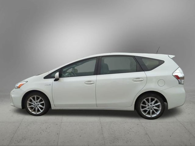 2013 Toyota Prius v Five