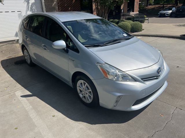 2013 Toyota Prius v Two