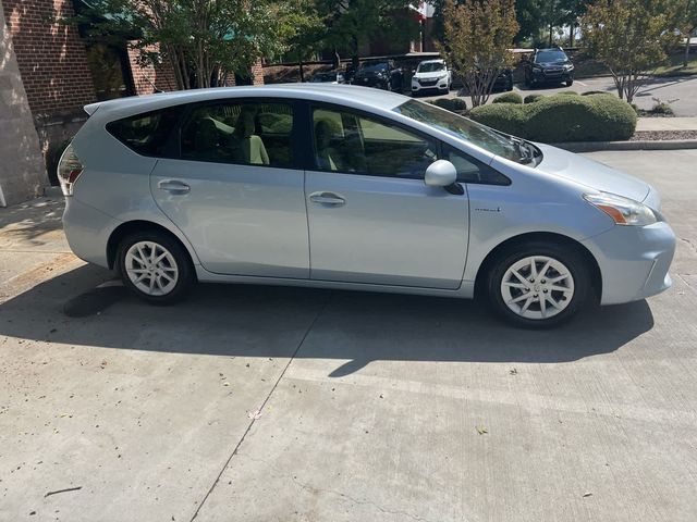 2013 Toyota Prius v Two