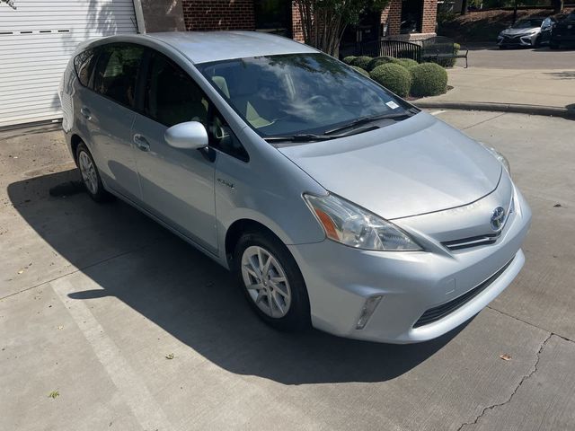 2013 Toyota Prius v Two