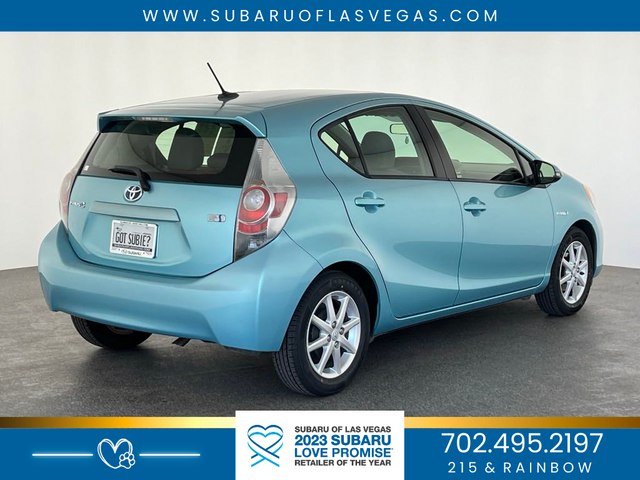 2013 Toyota Prius c 