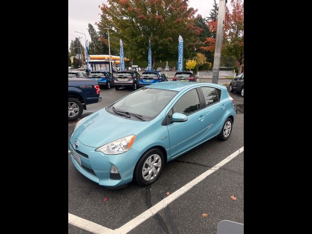 2013 Toyota Prius c 