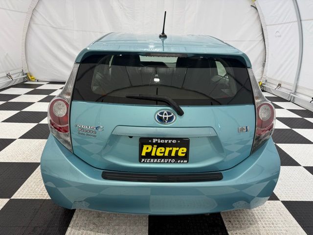 2013 Toyota Prius c Three