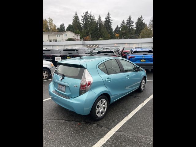 2013 Toyota Prius c 