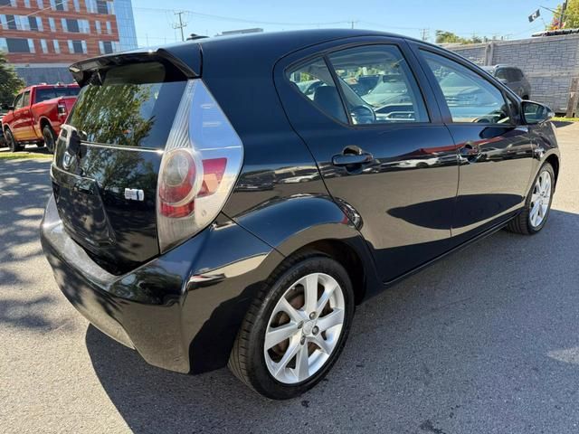 2013 Toyota Prius c Four