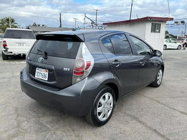 2013 Toyota Prius c One