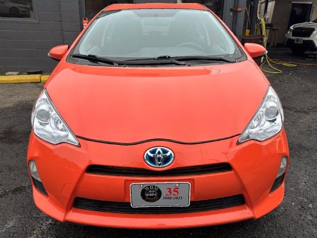 2013 Toyota Prius c Three