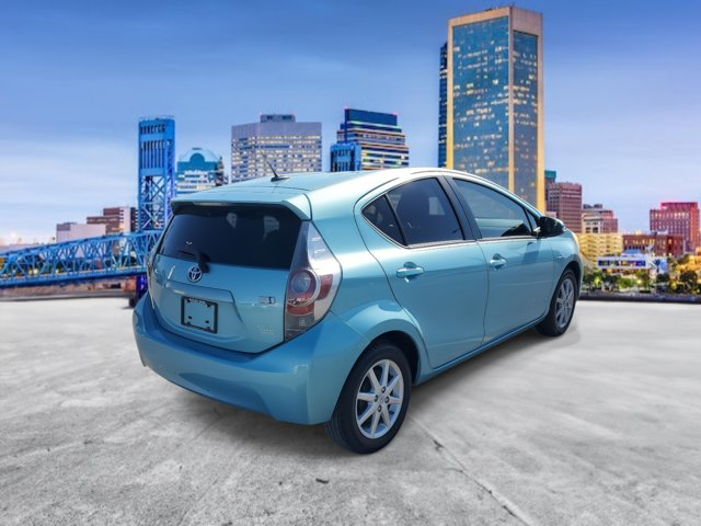 2013 Toyota Prius c Three