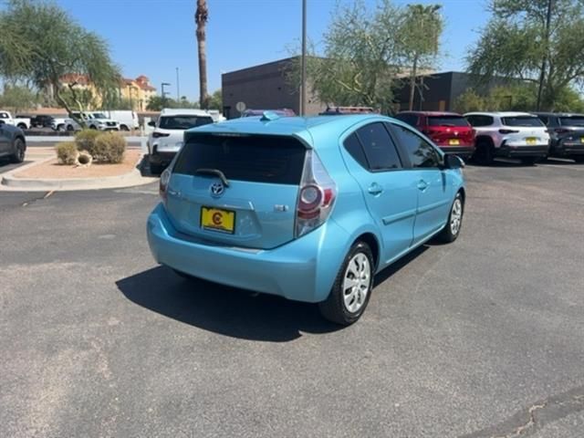 2013 Toyota Prius c Two