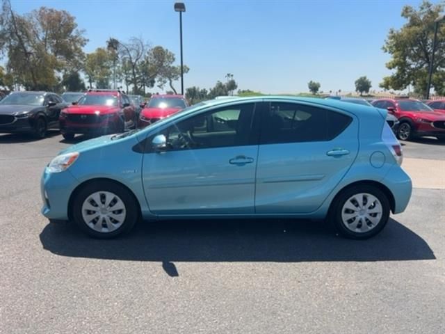 2013 Toyota Prius c Two