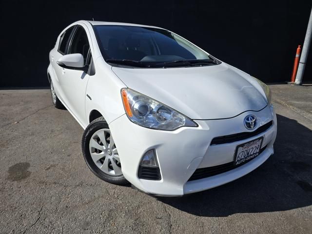 2013 Toyota Prius c Two