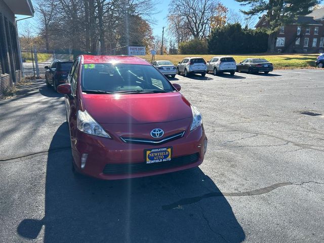 2013 Toyota Prius v Two