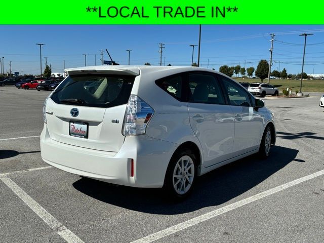 2013 Toyota Prius v Two