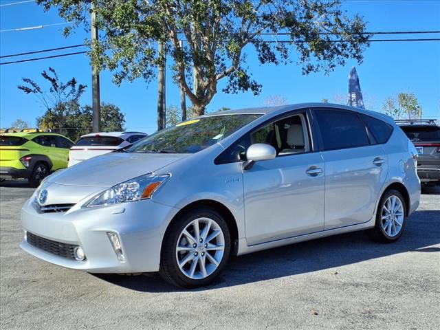 2013 Toyota Prius v Two