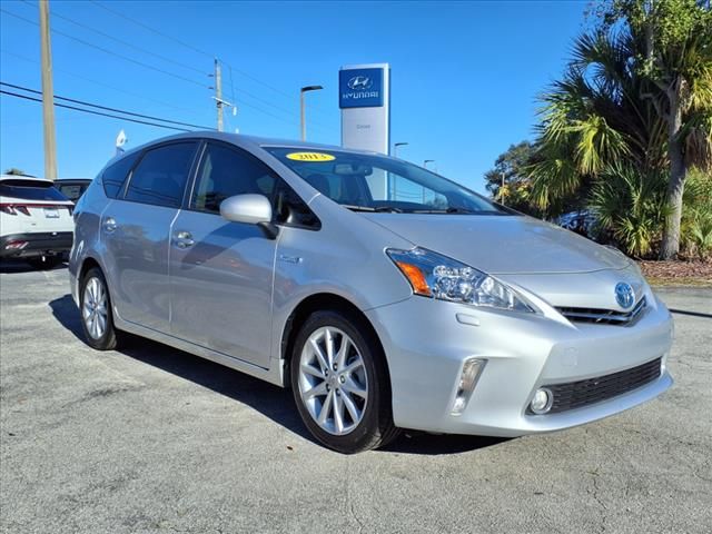 2013 Toyota Prius v Two