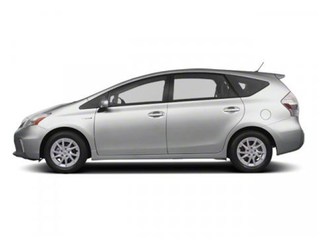 2013 Toyota Prius v Three