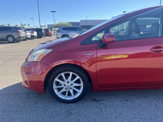 2013 Toyota Prius v Five