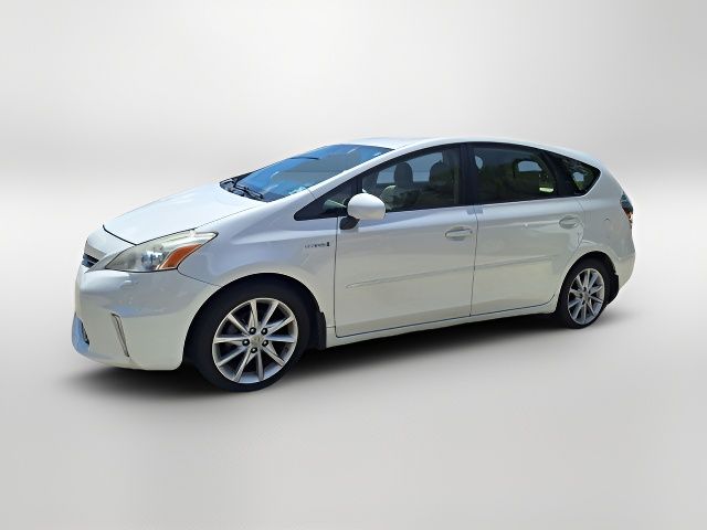2013 Toyota Prius v Five