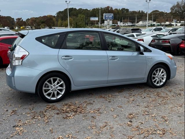 2013 Toyota Prius v Two