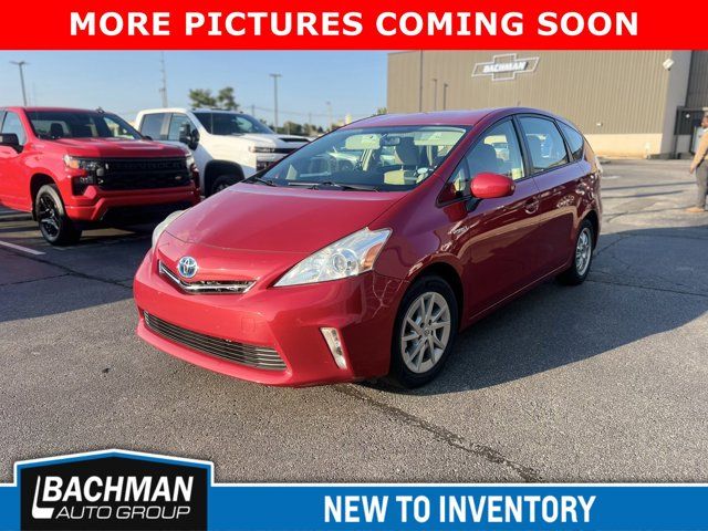 2013 Toyota Prius v Five