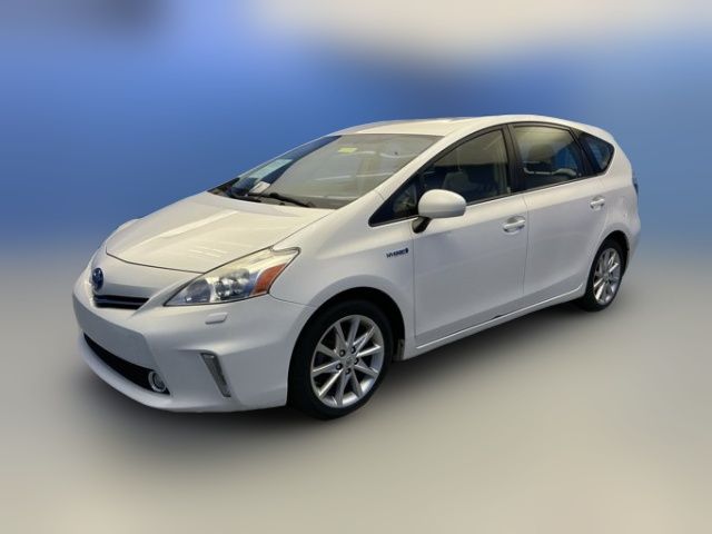 2013 Toyota Prius v Five
