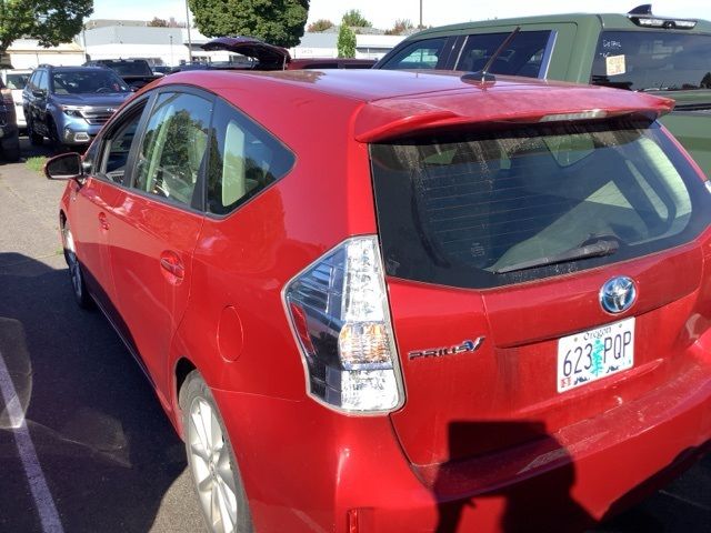 2013 Toyota Prius v Five