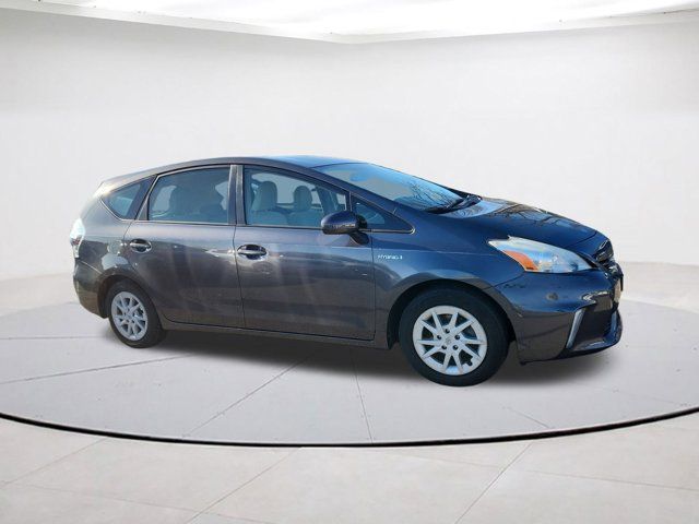 2013 Toyota Prius v Two