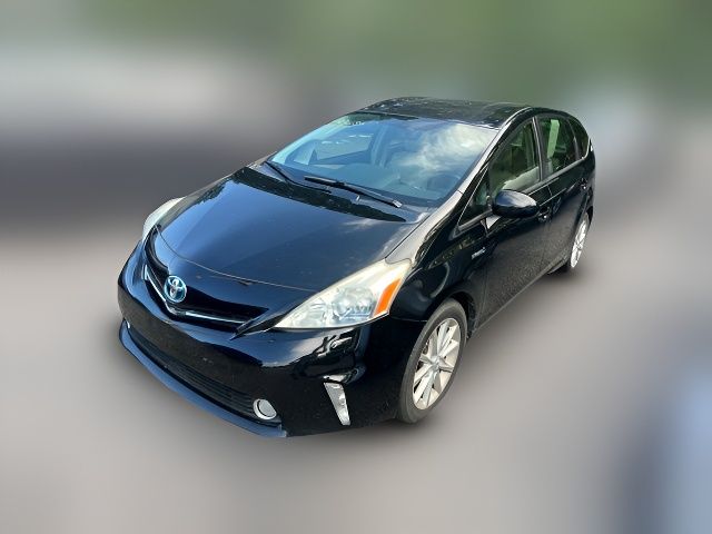 2013 Toyota Prius v Five