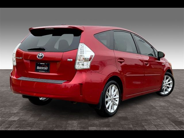 2013 Toyota Prius v Five