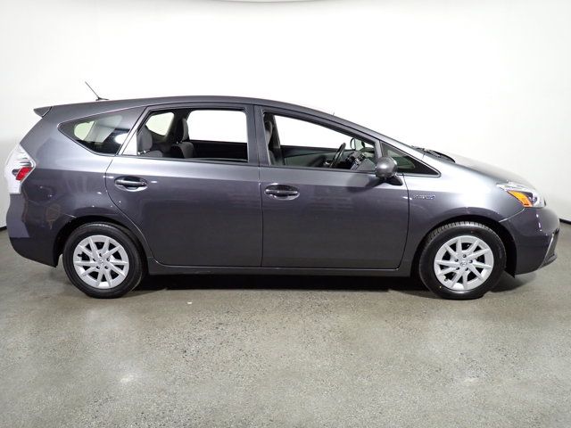 2013 Toyota Prius v Three