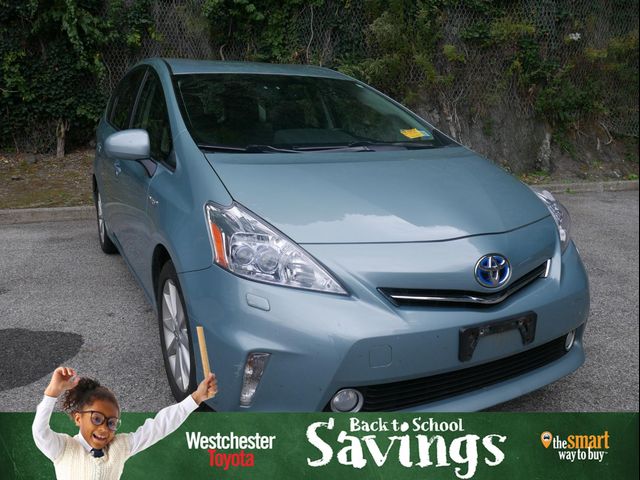 2013 Toyota Prius v Five