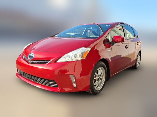 2013 Toyota Prius v Five