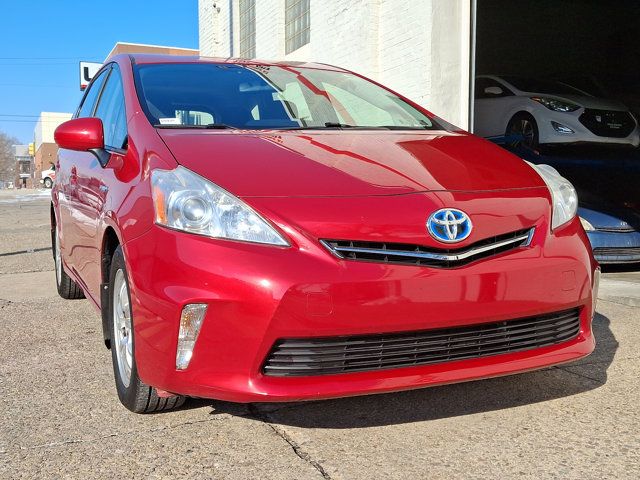 2013 Toyota Prius v Five