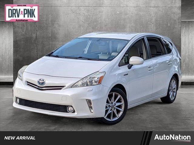 2013 Toyota Prius v Five