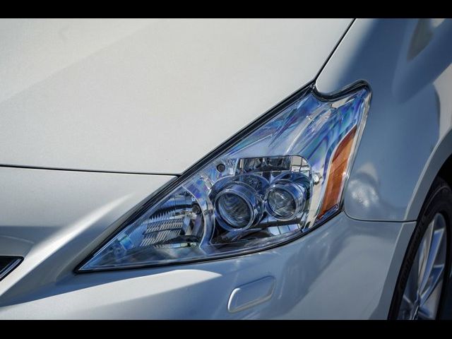 2013 Toyota Prius v Five