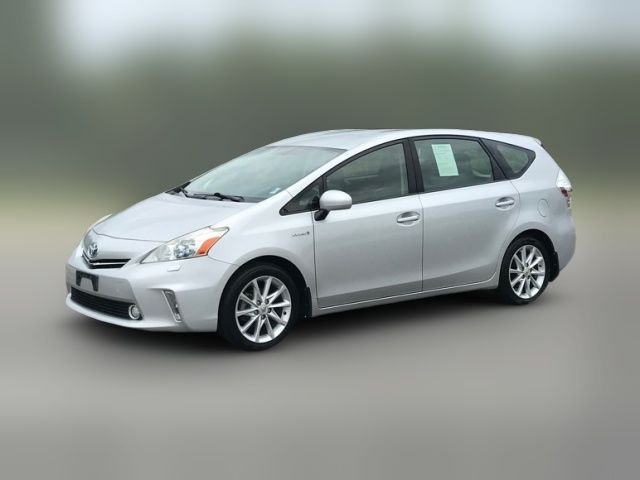 2013 Toyota Prius v Five
