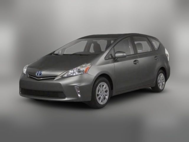 2013 Toyota Prius v Five
