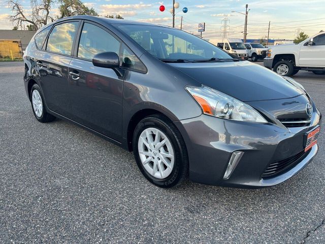 2013 Toyota Prius v Five