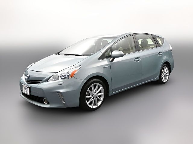 2013 Toyota Prius v Five