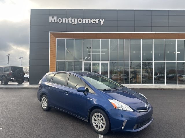 2013 Toyota Prius v Five