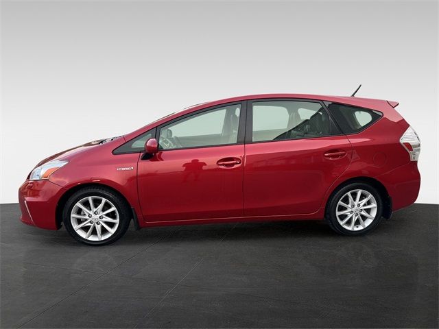 2013 Toyota Prius v Five