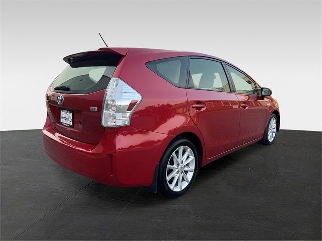 2013 Toyota Prius v Five